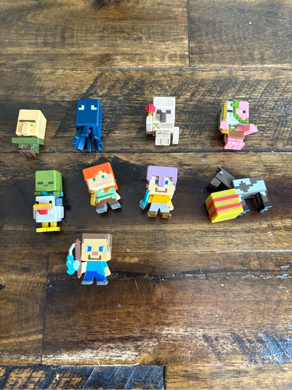 Mini Figure Set - Assorted Colors - Official Brand Minecraft